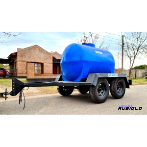Acoplado Cisterna con Tanque Plastico para 2.000 Lts. (CP1004)