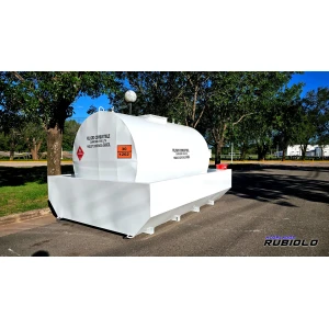 Tanque estacionario con Batea Antiderrame de para 5.000 Lts. (TB1005)