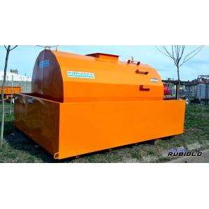 Tanque estacionario con Batea Antiderrame de para 6.000 Lts. (TB1006)