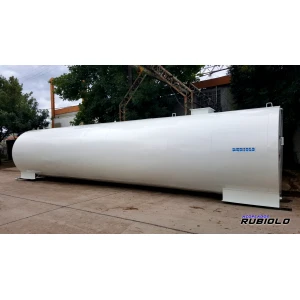 Tanque estacionario con Batea Antiderrame de para 40.000 Lts. (TB1015)