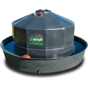 Bebedero con tanque 5500 litros