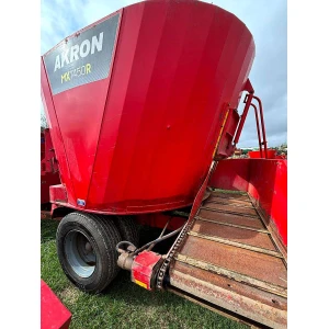 Mixer Vertical Usado Akron Modelo MX1450